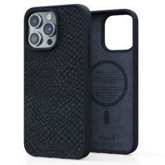 Njorð Collections Salmon Leather MagSafe Case iPhone 15 Pro Max - Black