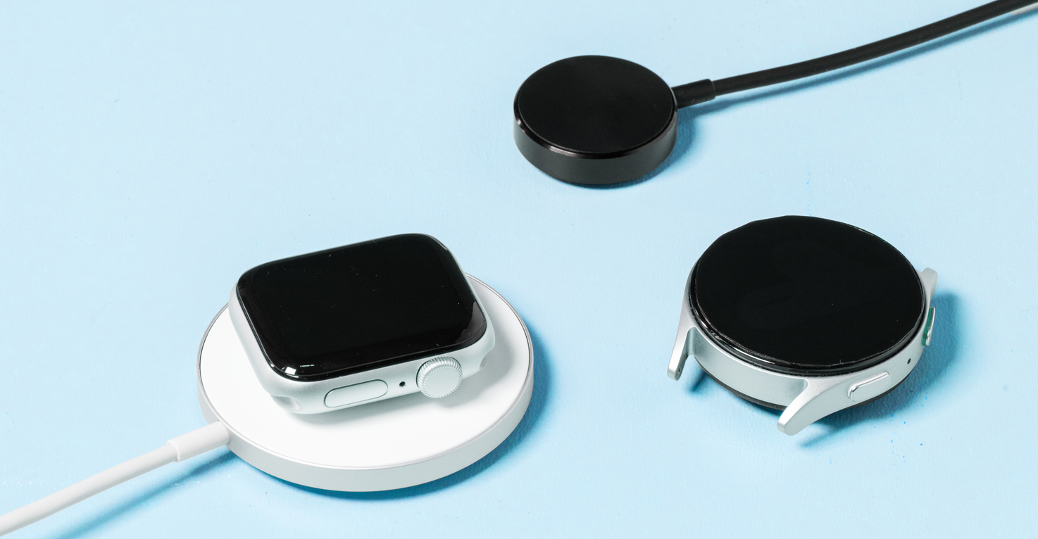 Hoe laad ik mijn smartwatch op?