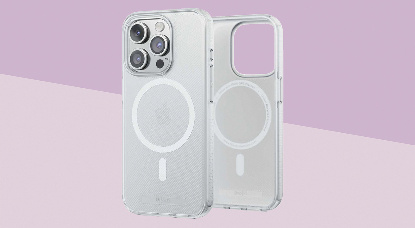 Un étui MagSafe transparent pour l'iPhone, la coque est une backcover et l'arrière-plan est violet.