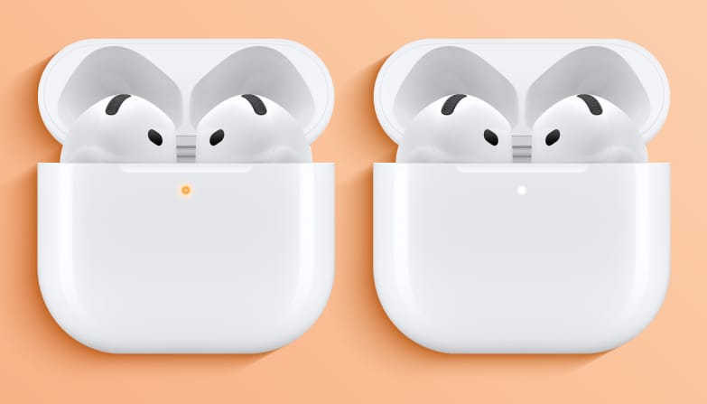 AirPods 4 met het indicatielampje op oranje en wit.