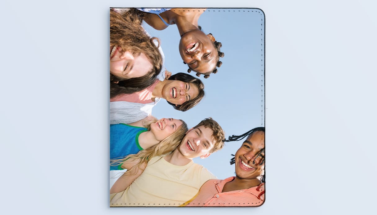 Een paspoort hoes met eigen foto ontwerpen.